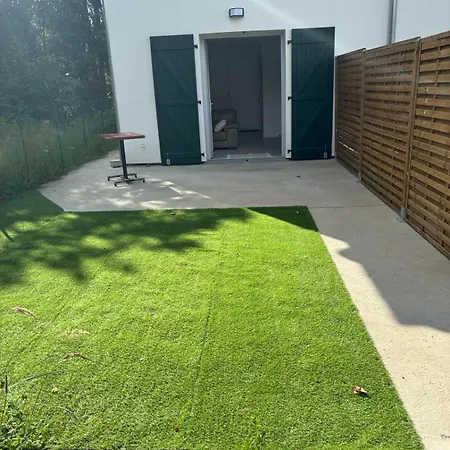 아파트 Magnifique T2 Neuf Au Centre De Les Bains *